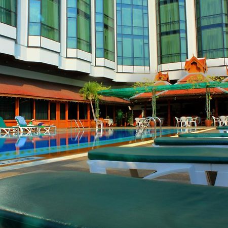 The Empress Hotel - Sha Extra Plus Chiang Mai Exteriör bild
