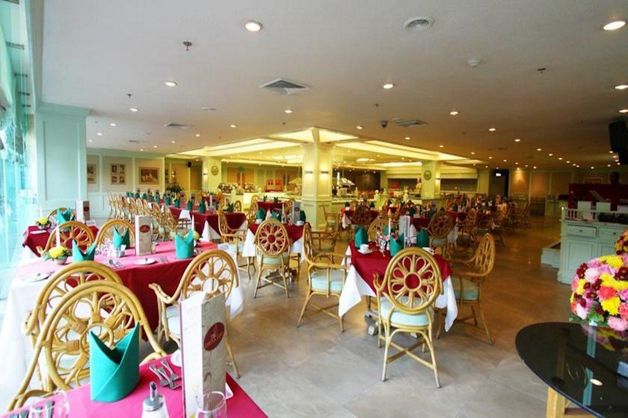 The Empress Hotel - Sha Extra Plus Chiang Mai Exteriör bild