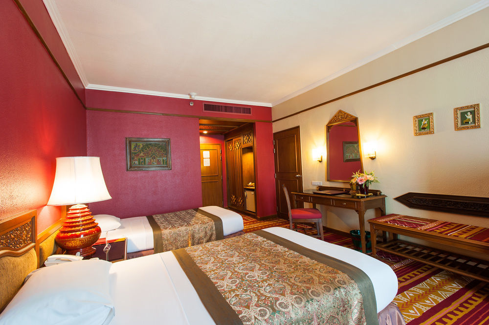 The Empress Hotel - Sha Extra Plus Chiang Mai Exteriör bild