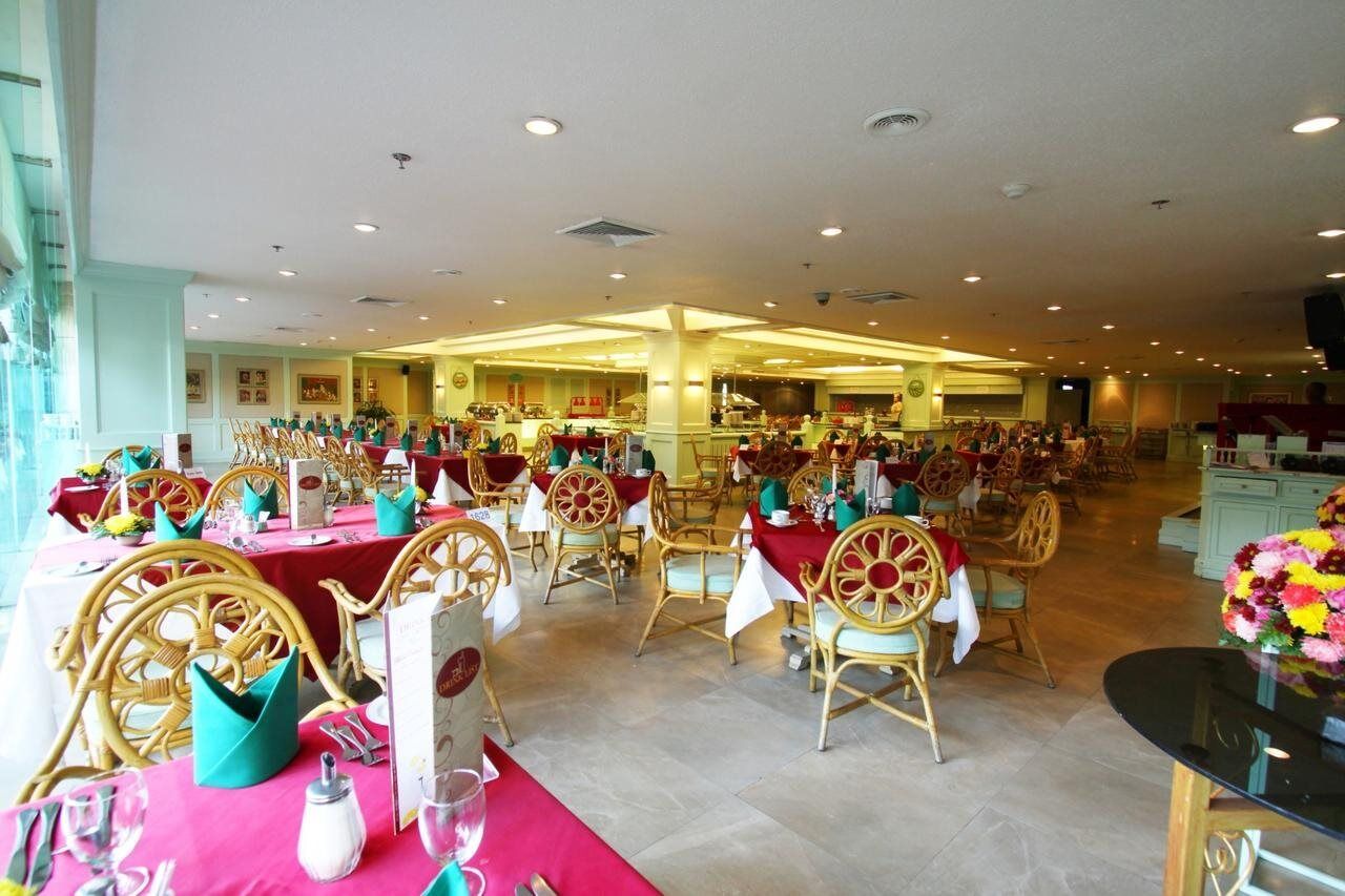The Empress Hotel - Sha Extra Plus Chiang Mai Exteriör bild
